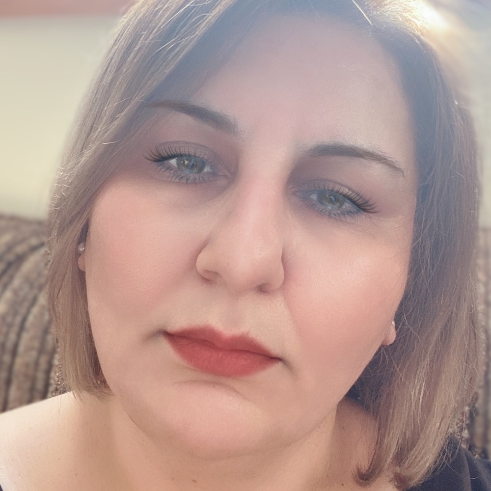 Meet your Posher, Irina
